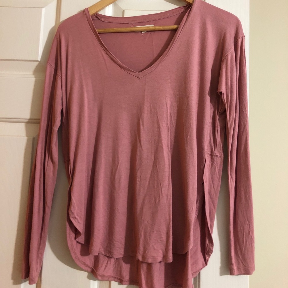 Madewell v neck tee
